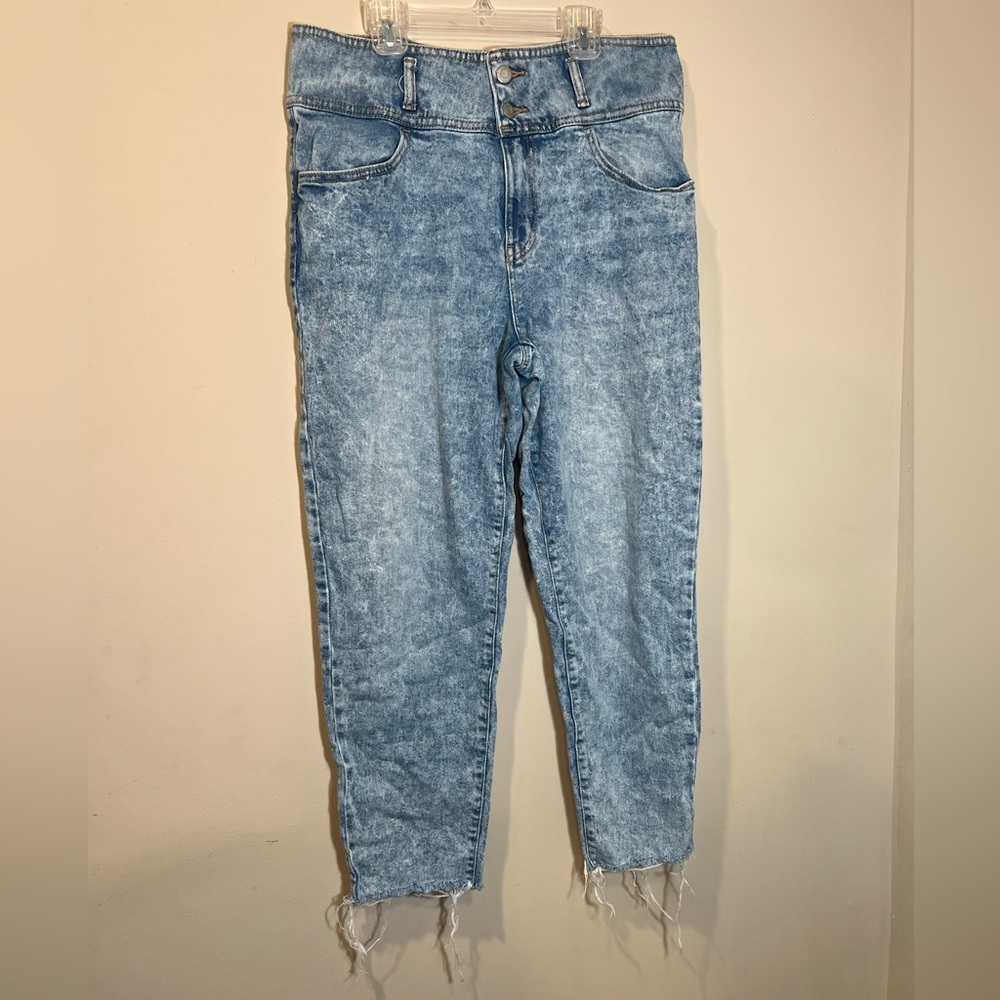 So Jeans